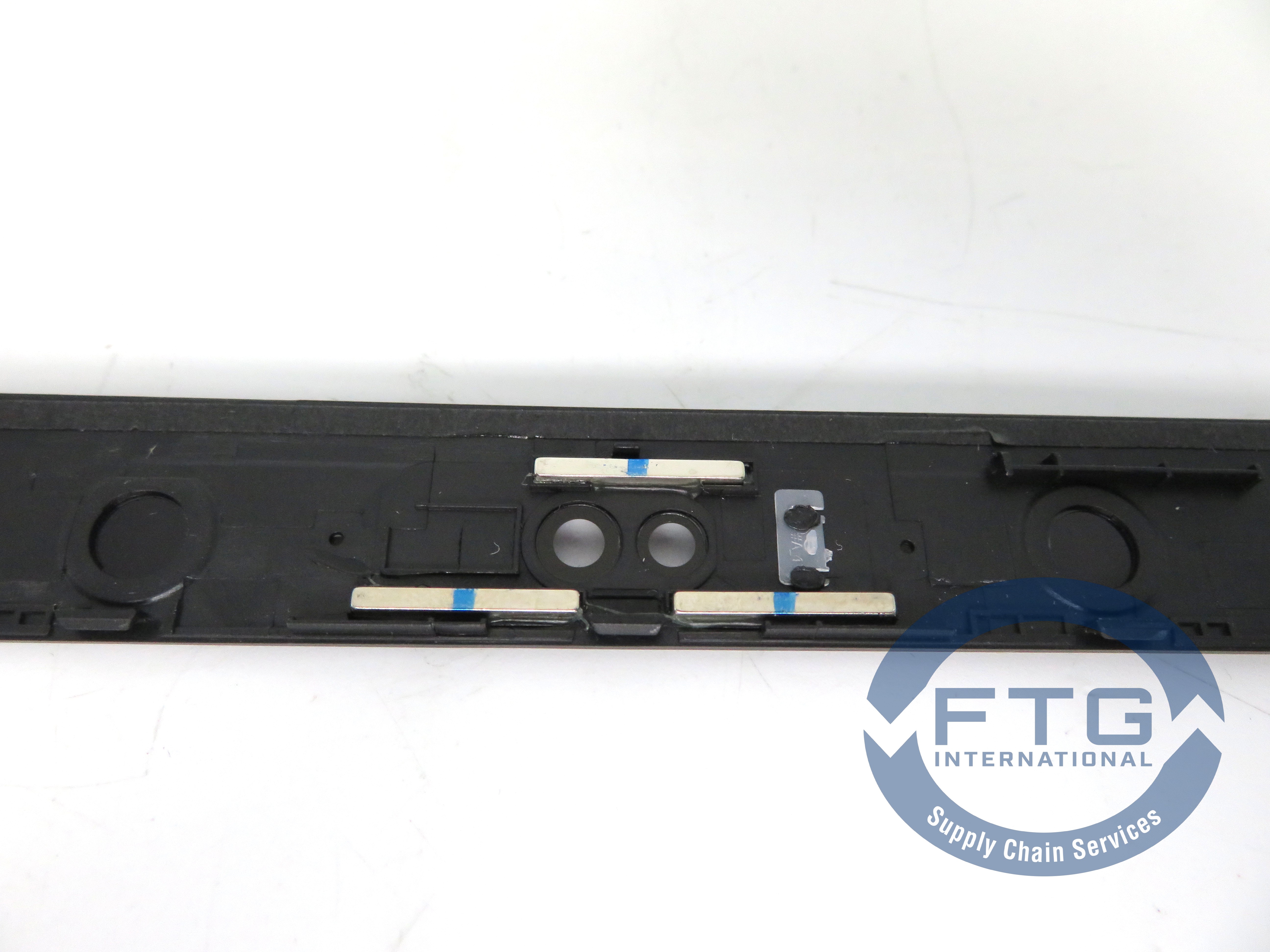 L76281-001 SPS-Bezel PRCY NT IR+CAM+ALS W/Shutter L76281-001 SPS-Bezel PRCY NT IR+CAM+ALS W/Shutter